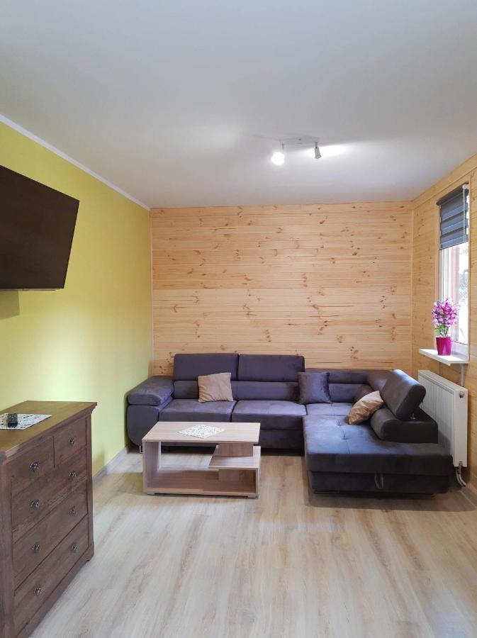 Emma Apartament 스클라르스카포렘바 외부 사진